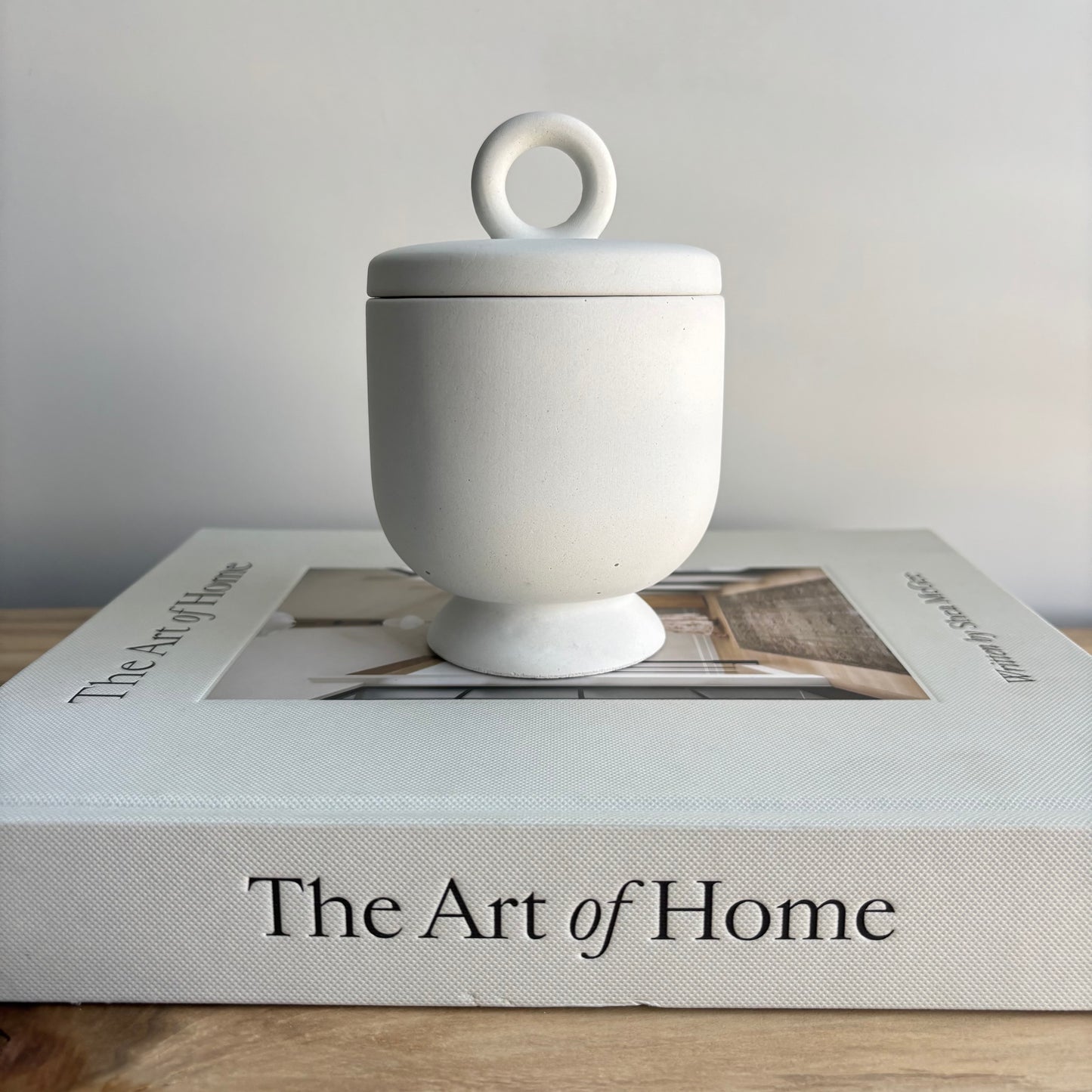 Calista Candle Pot