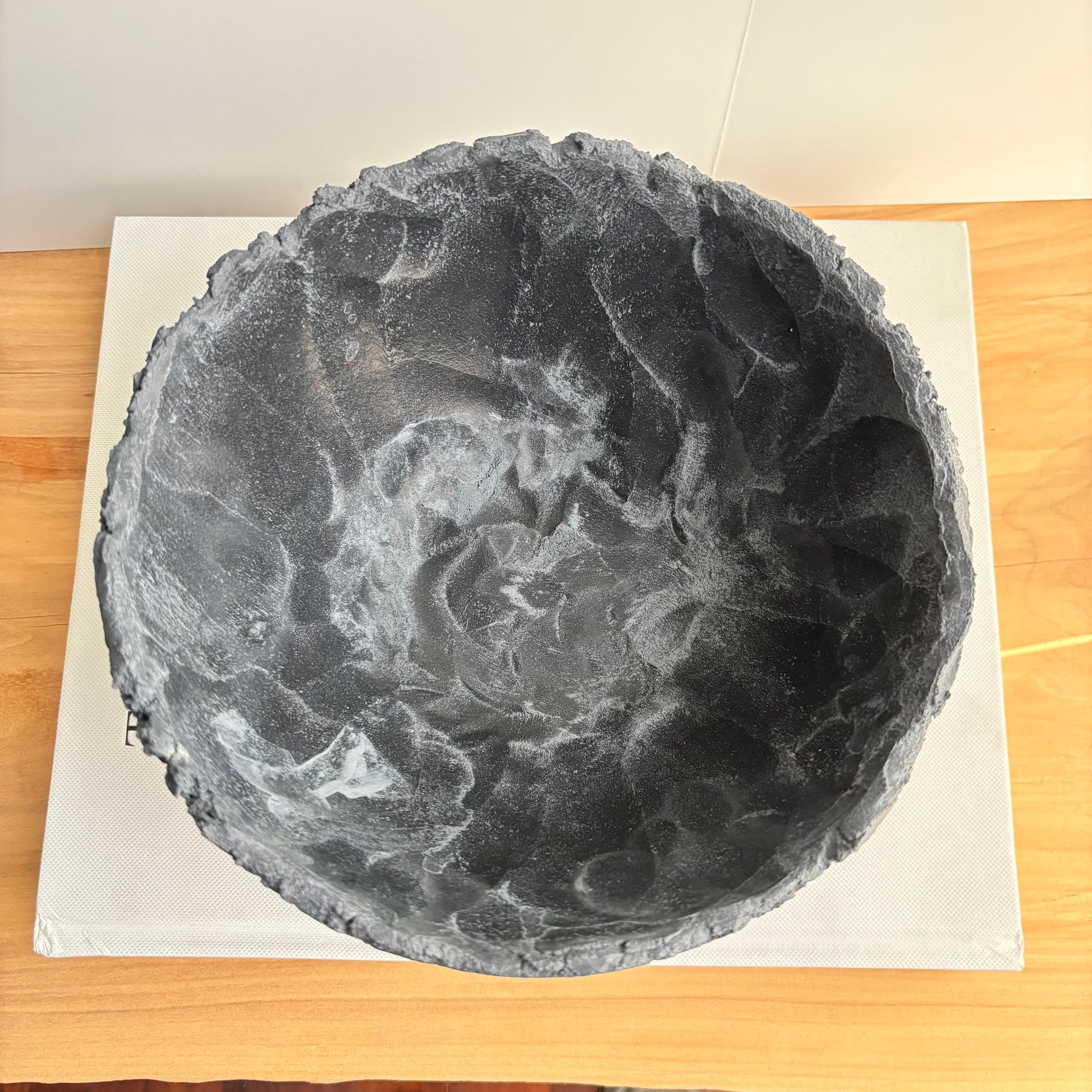 Half Moon Concrete Bowl Candle