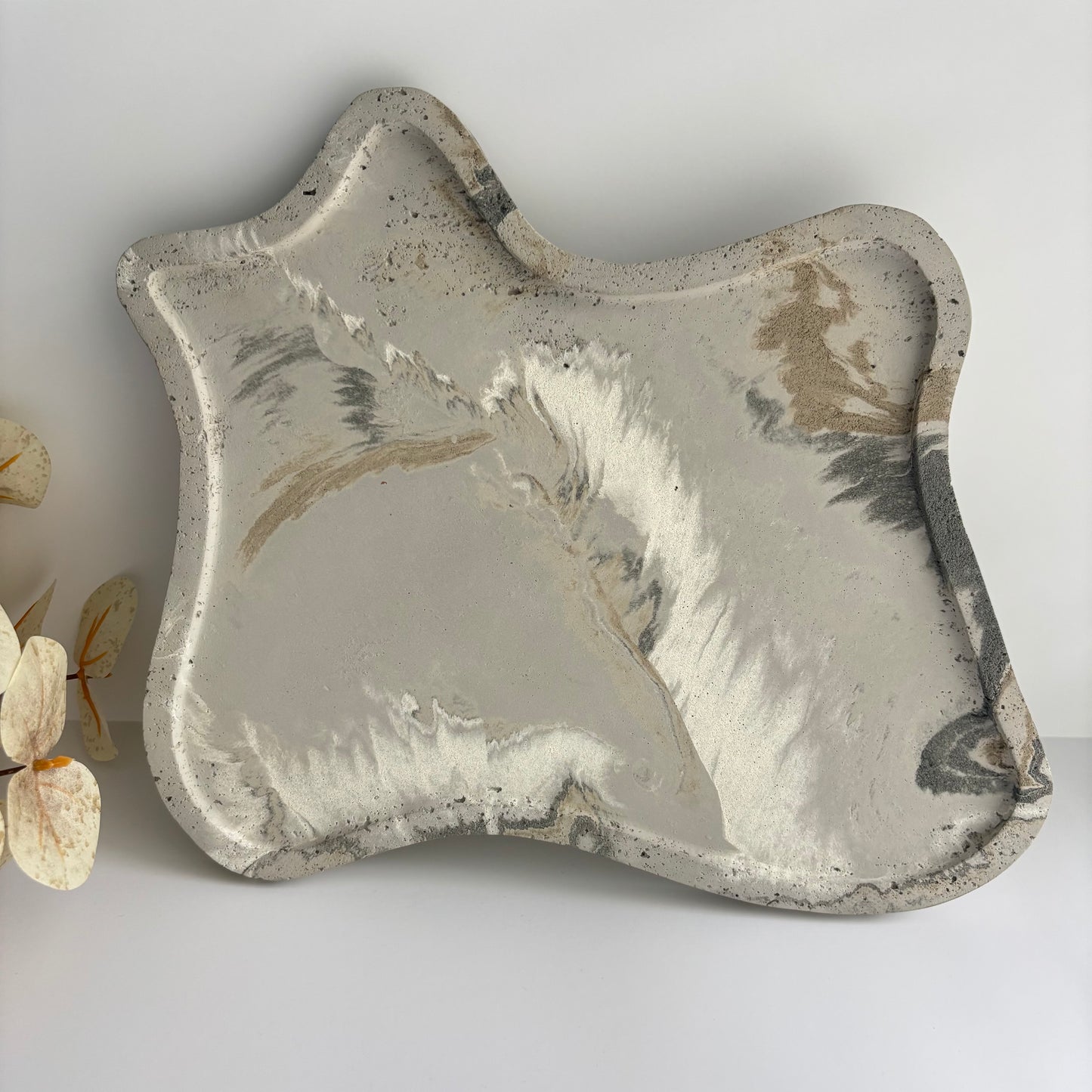 Nyx - Irregular Concrete Tray