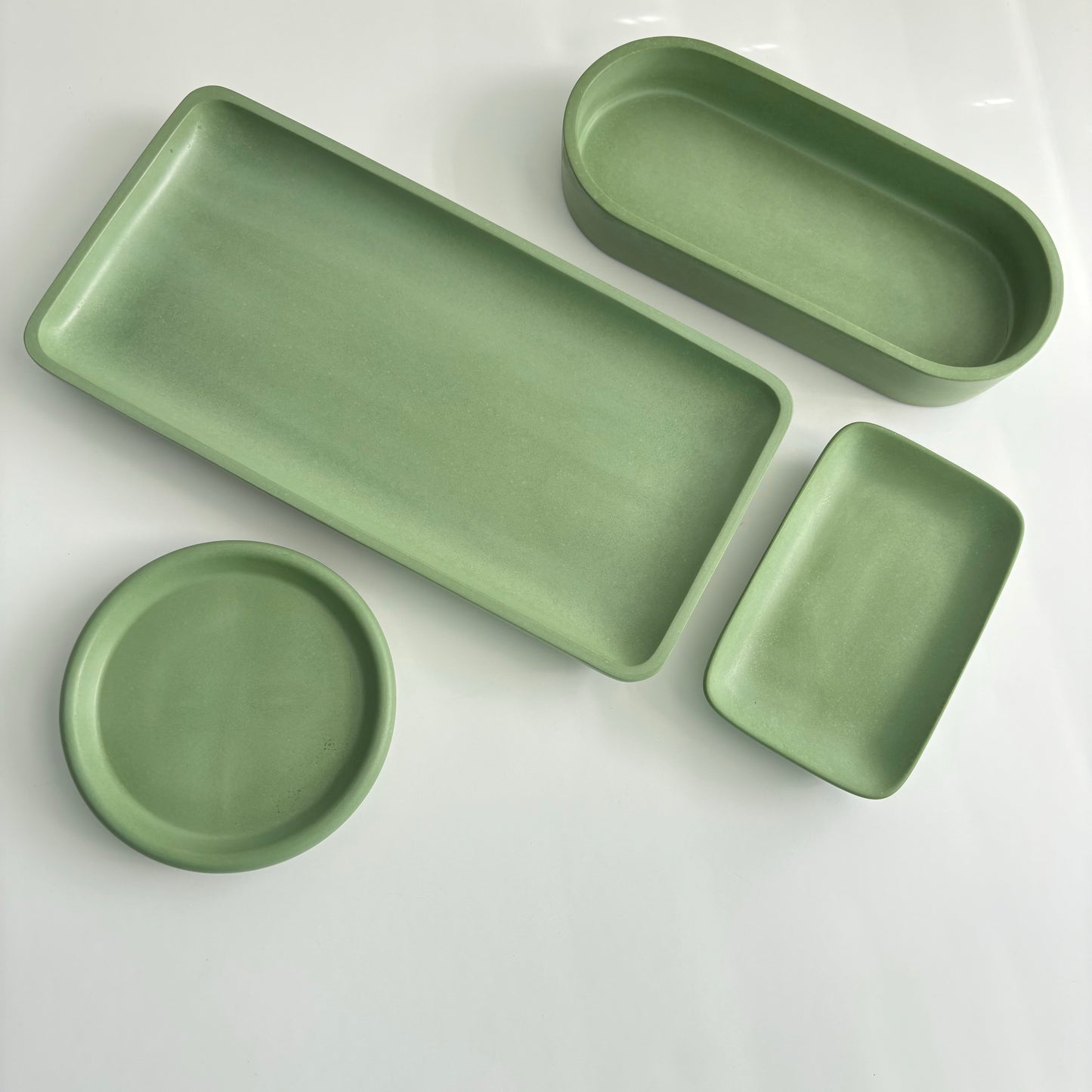 Set of 4 trays