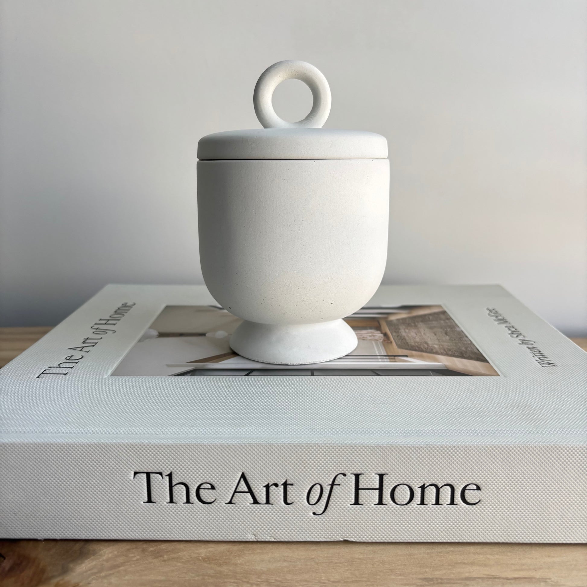 Calista Candle Pot