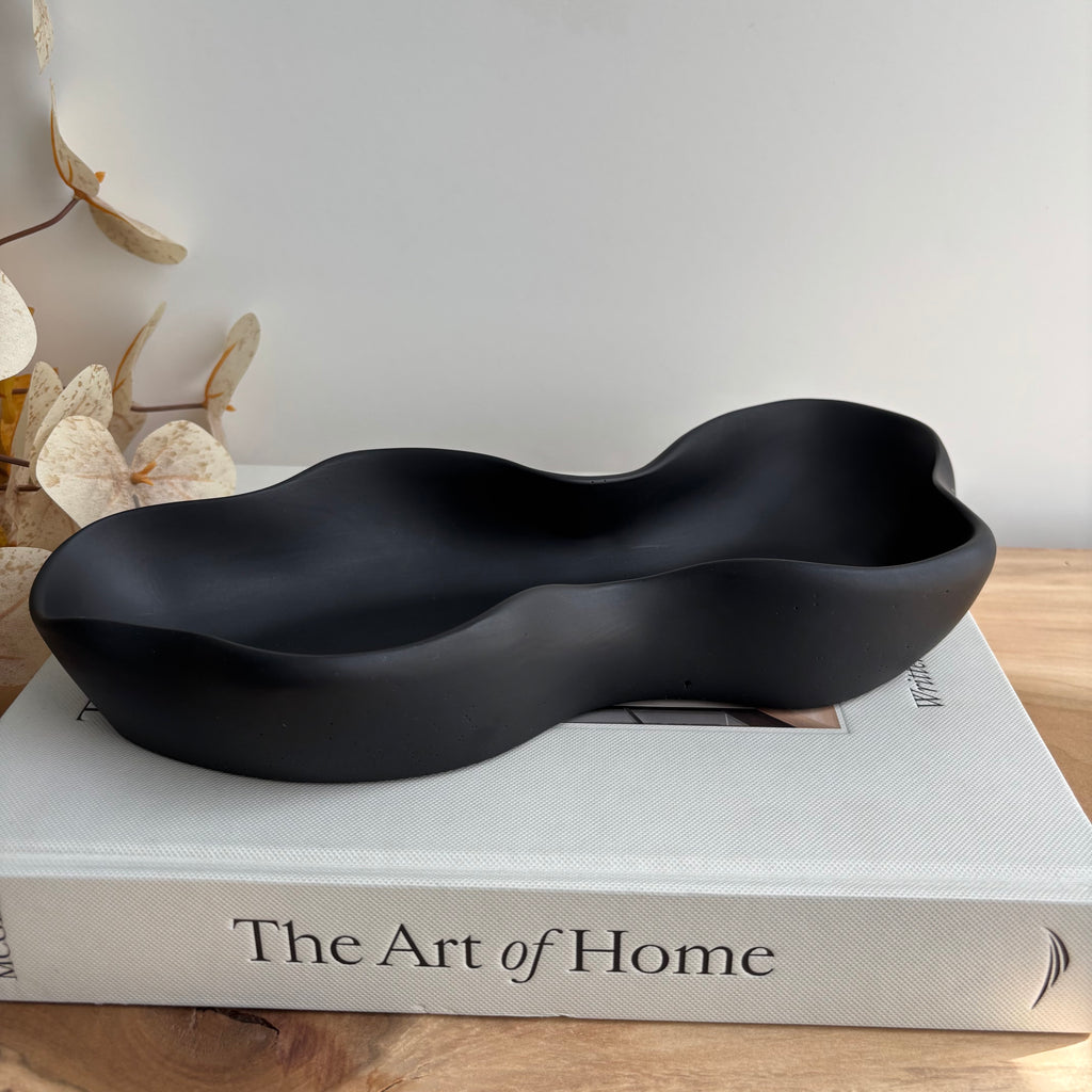Curvy Bowl