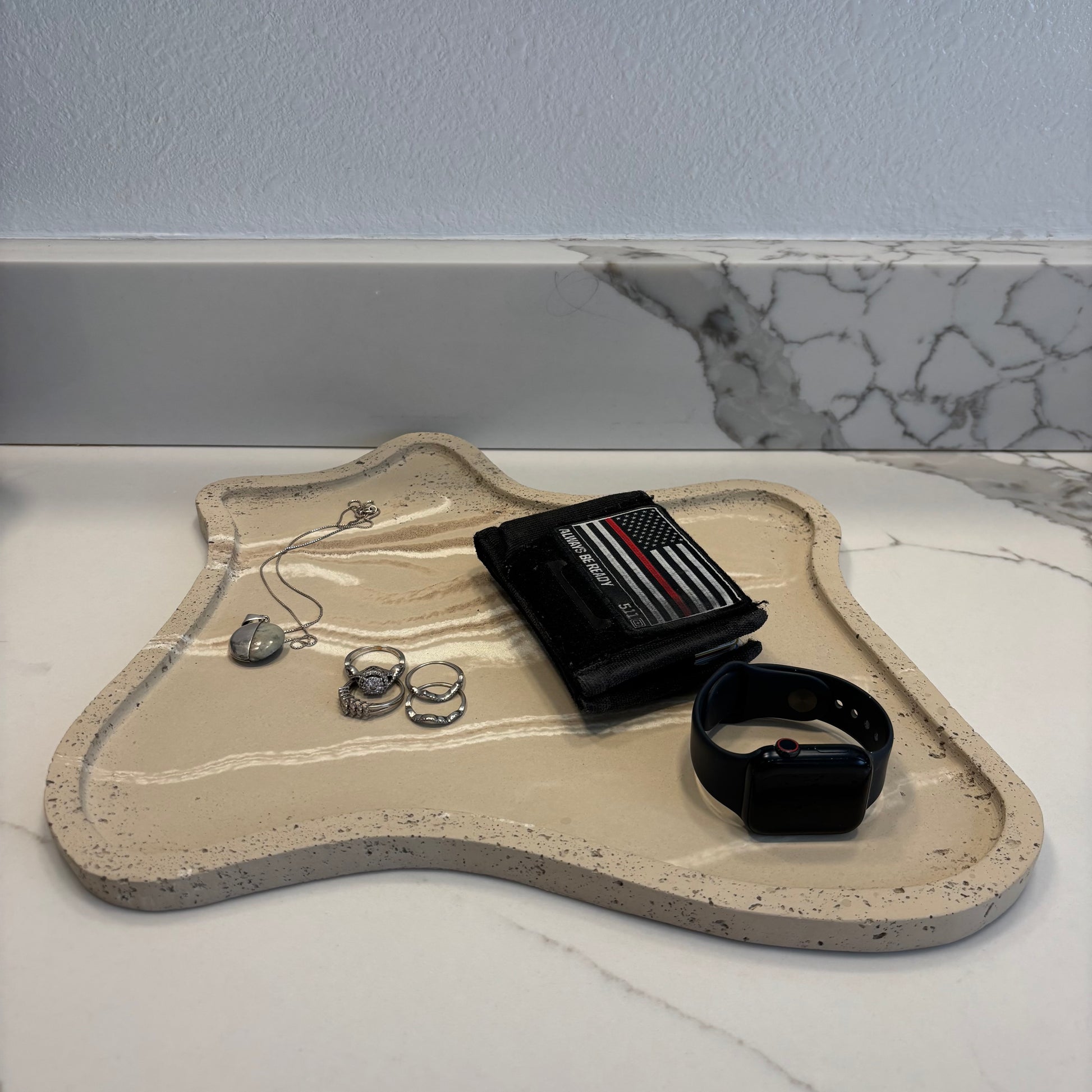 Nyx - Irregular Concrete Tray