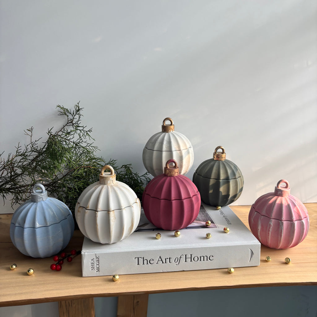 Aurora - Concrete Ornament Vessel