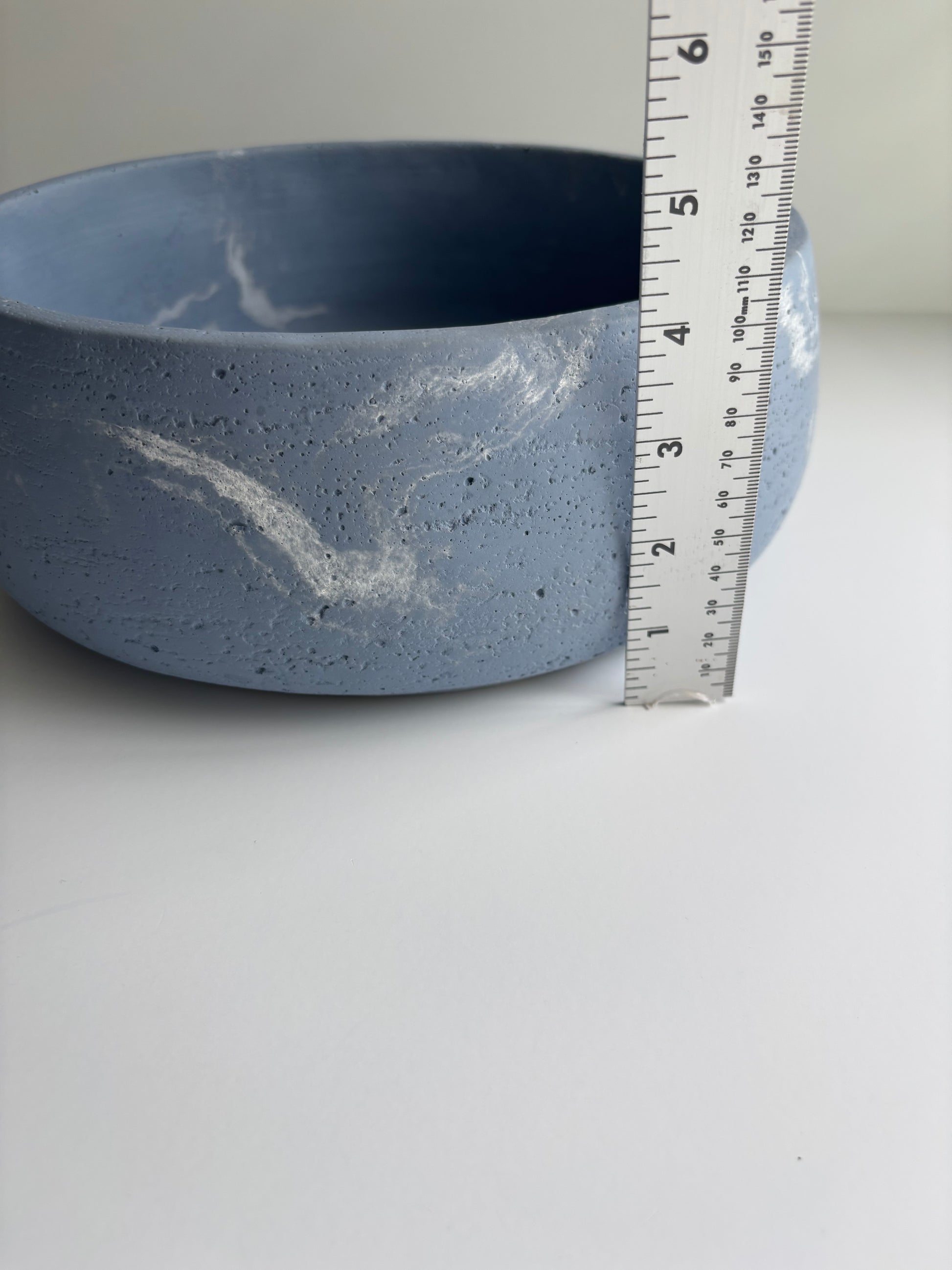 Daza Textured Bowl | 10” Decorative Concrete Bowl