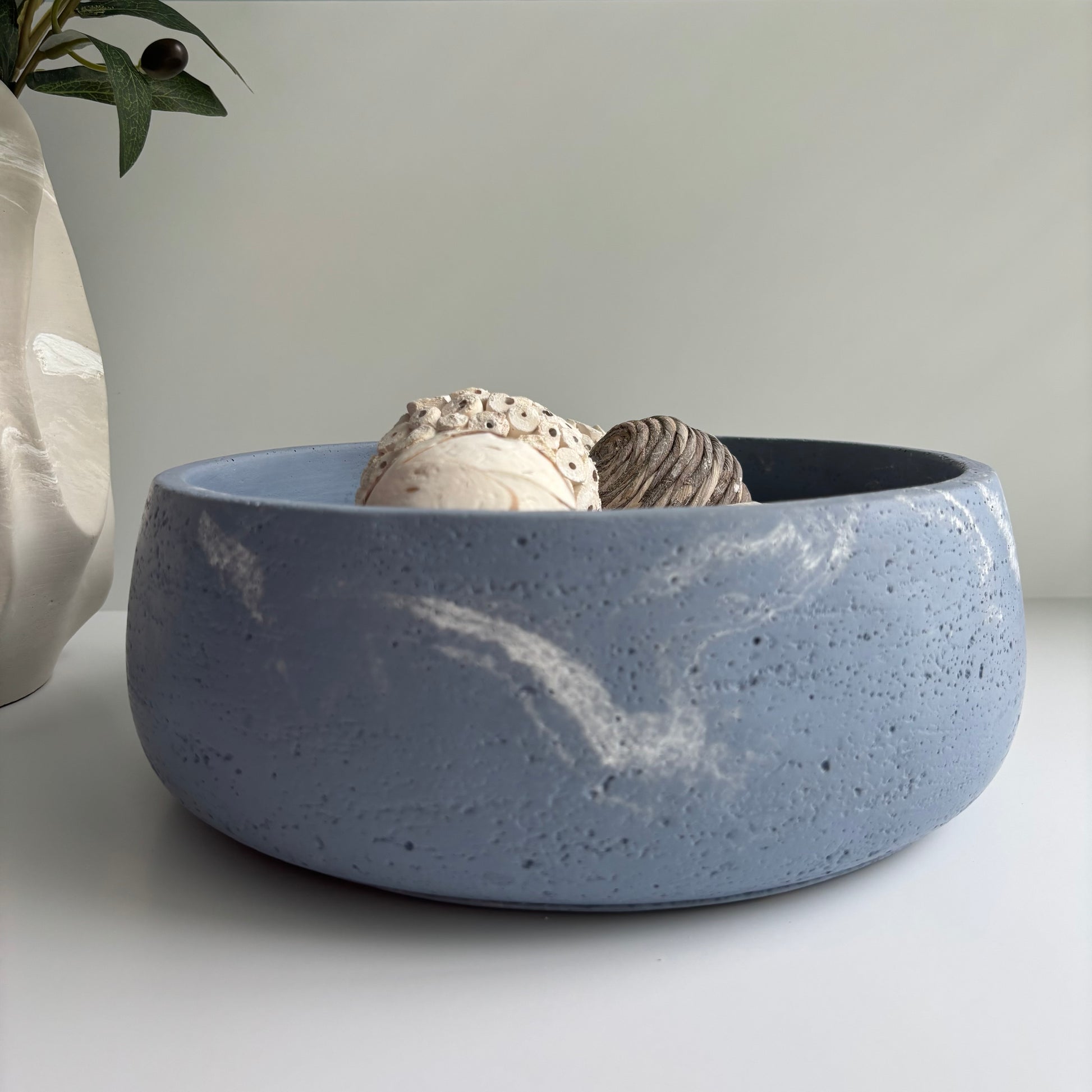 Daza Textured Bowl | 10” Decorative Concrete Bowl