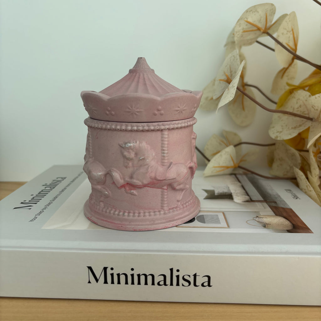 Carousel Concrete Candle Pot – Handcrafted Sculptural Design
