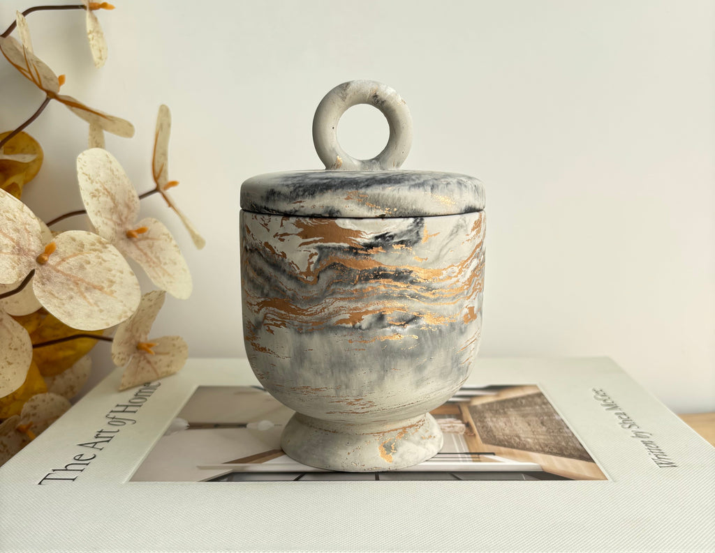 Calista Candle Pot