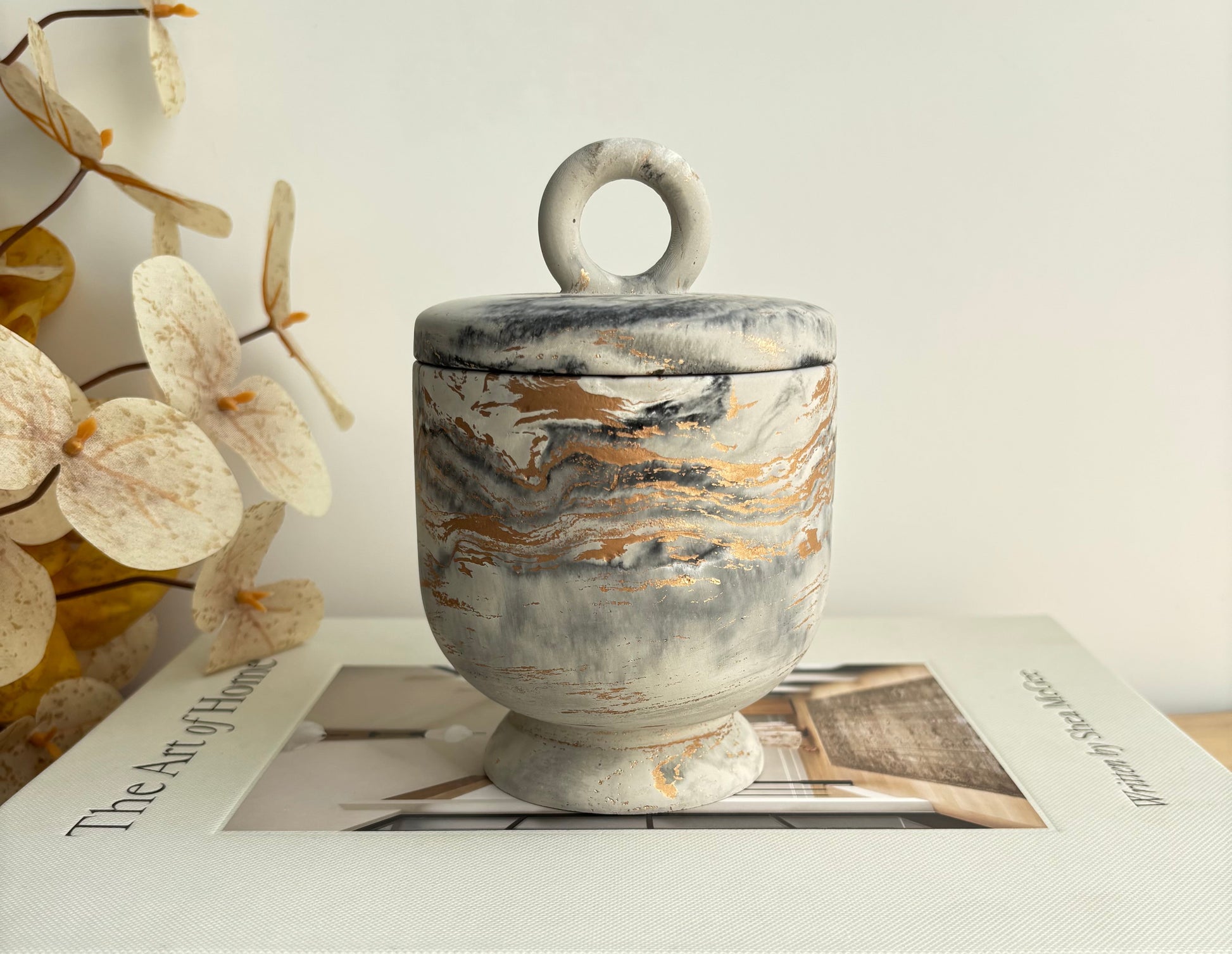 Calista Candle Pot
