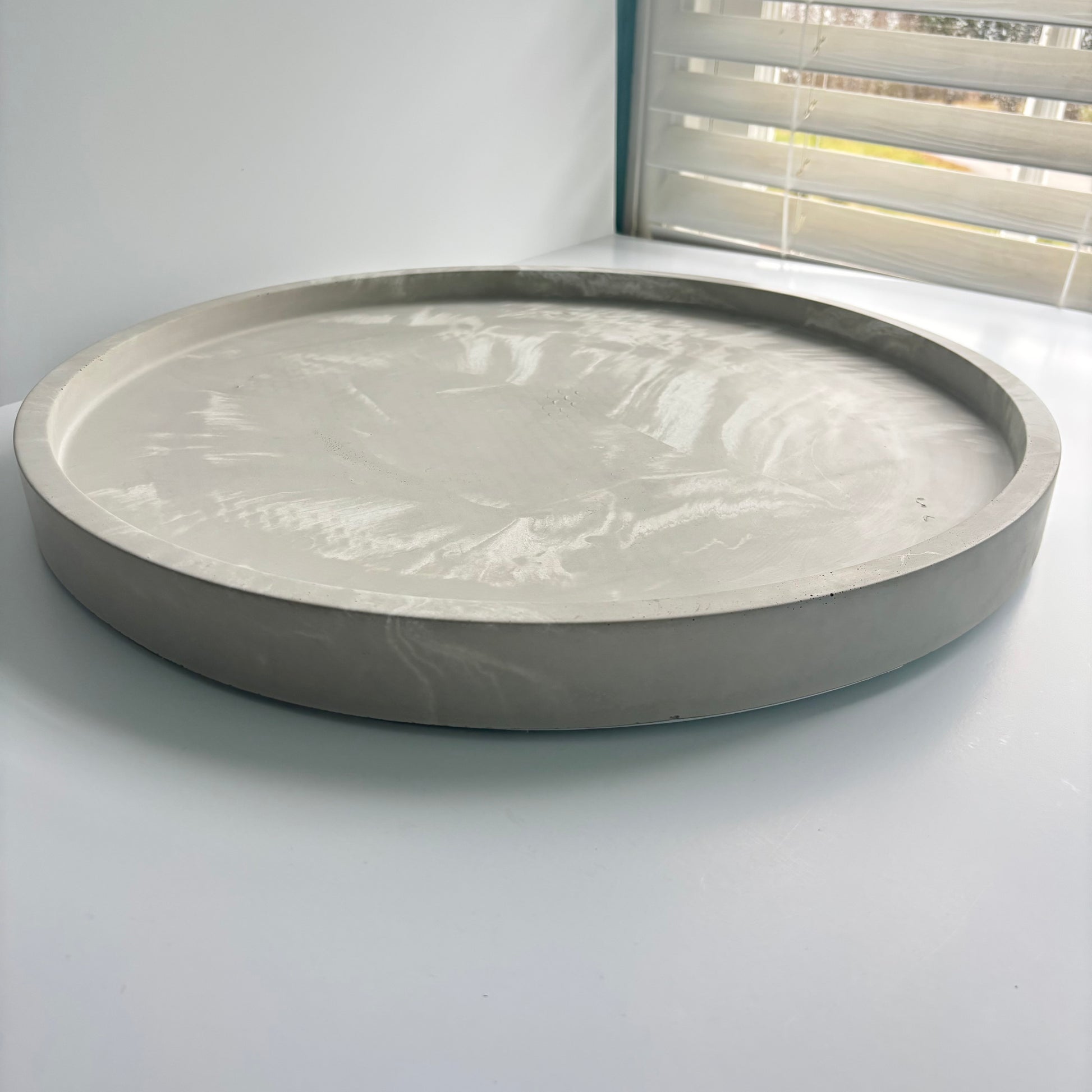 ORBIT – 18” Round Concrete Tray | Modern Statement Centerpiece | Handmade Luxury Decor