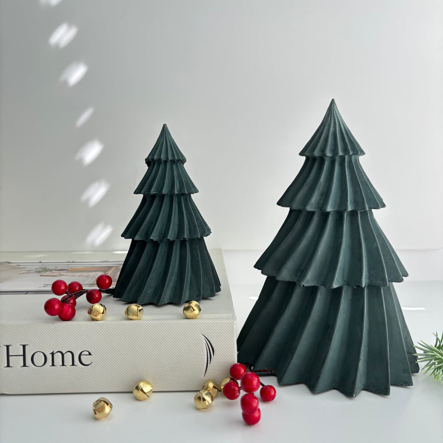 Sweeping Christmas Tree Set