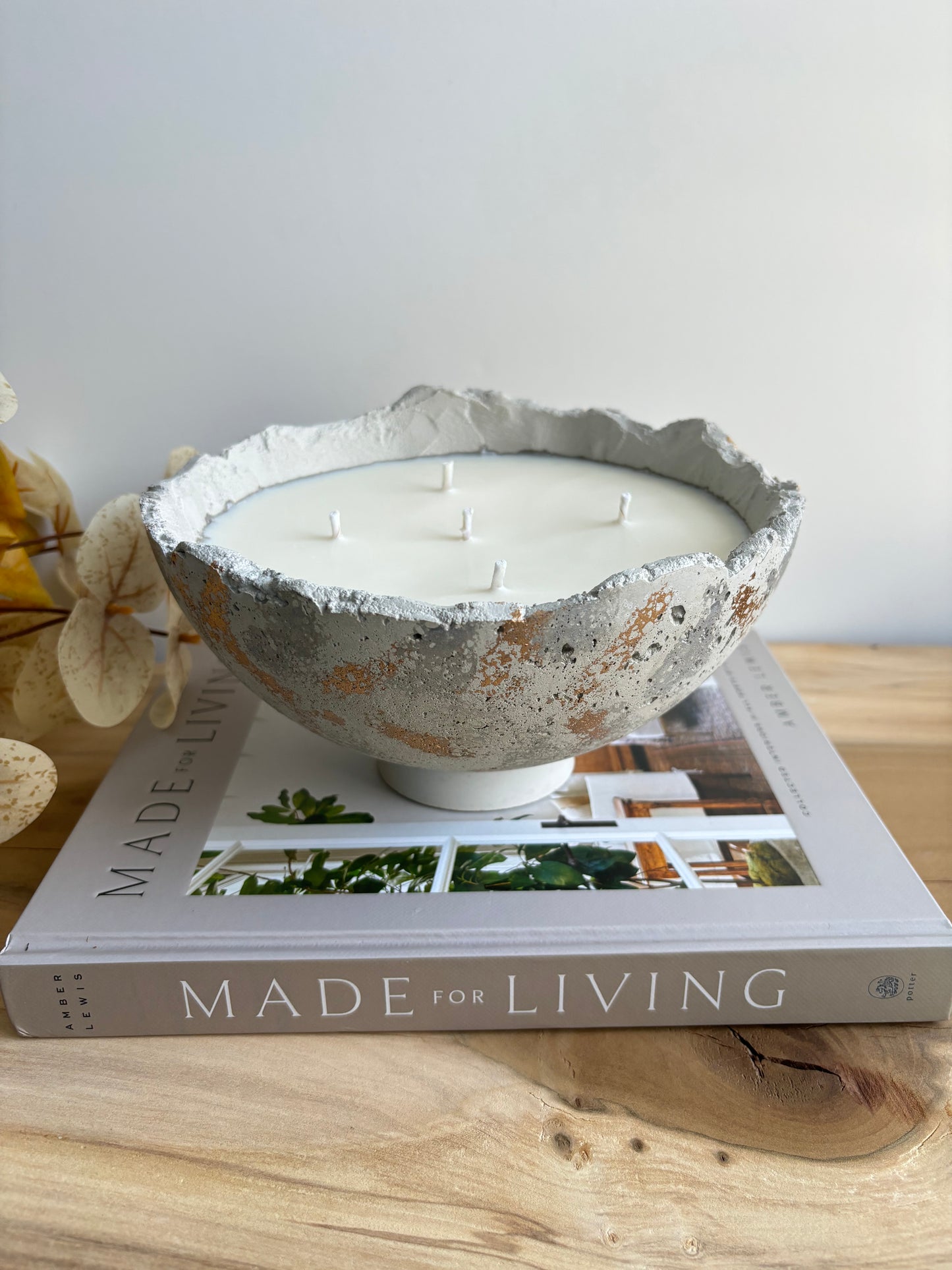 Half Moon Concrete Bowl Candle