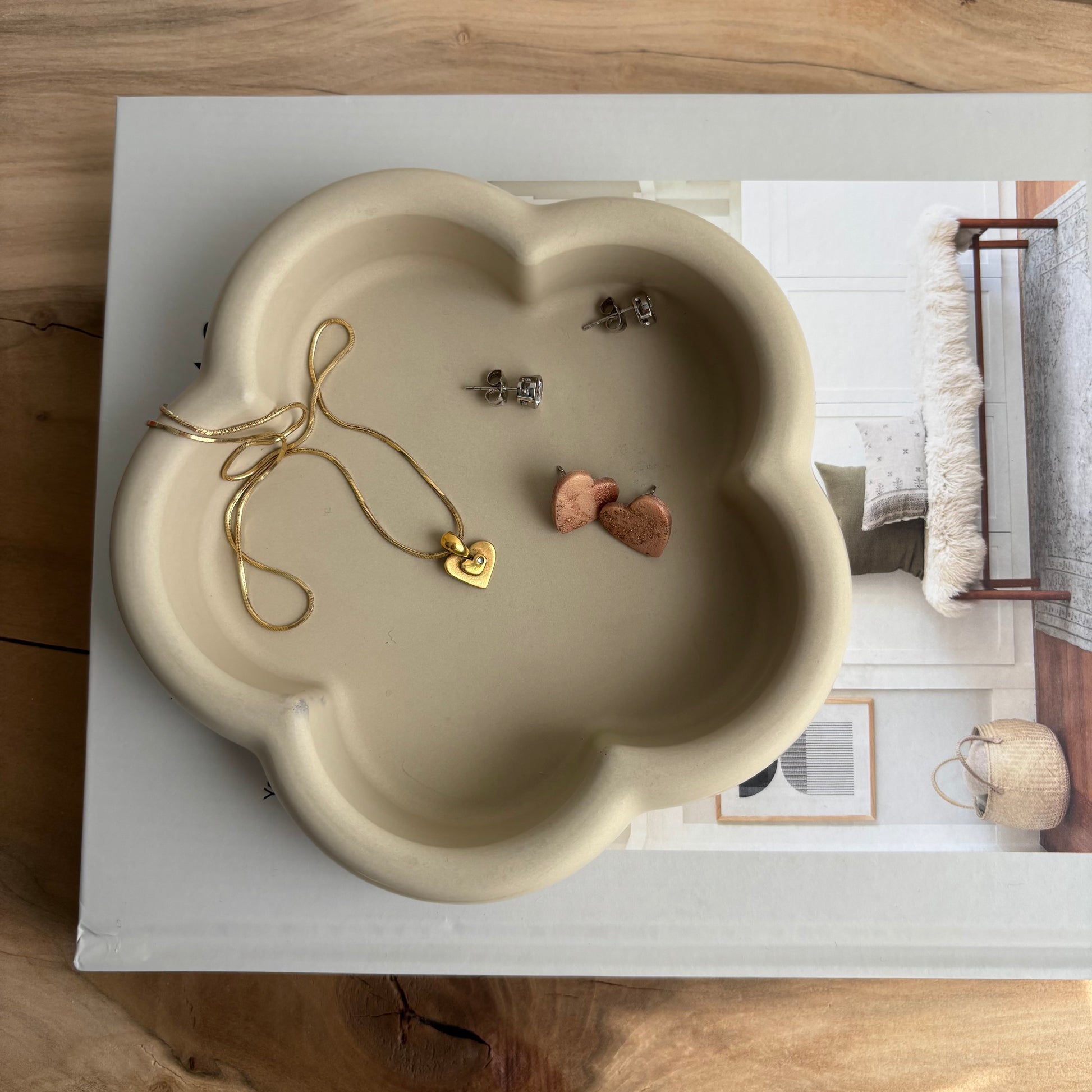 Petal - Floral Shape Dish