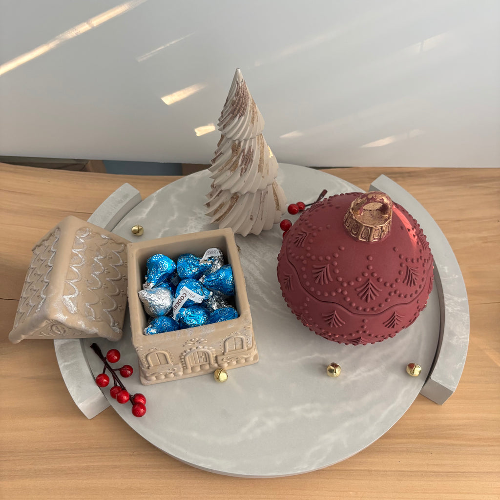 Hearth Cottage - Concrete Vessel