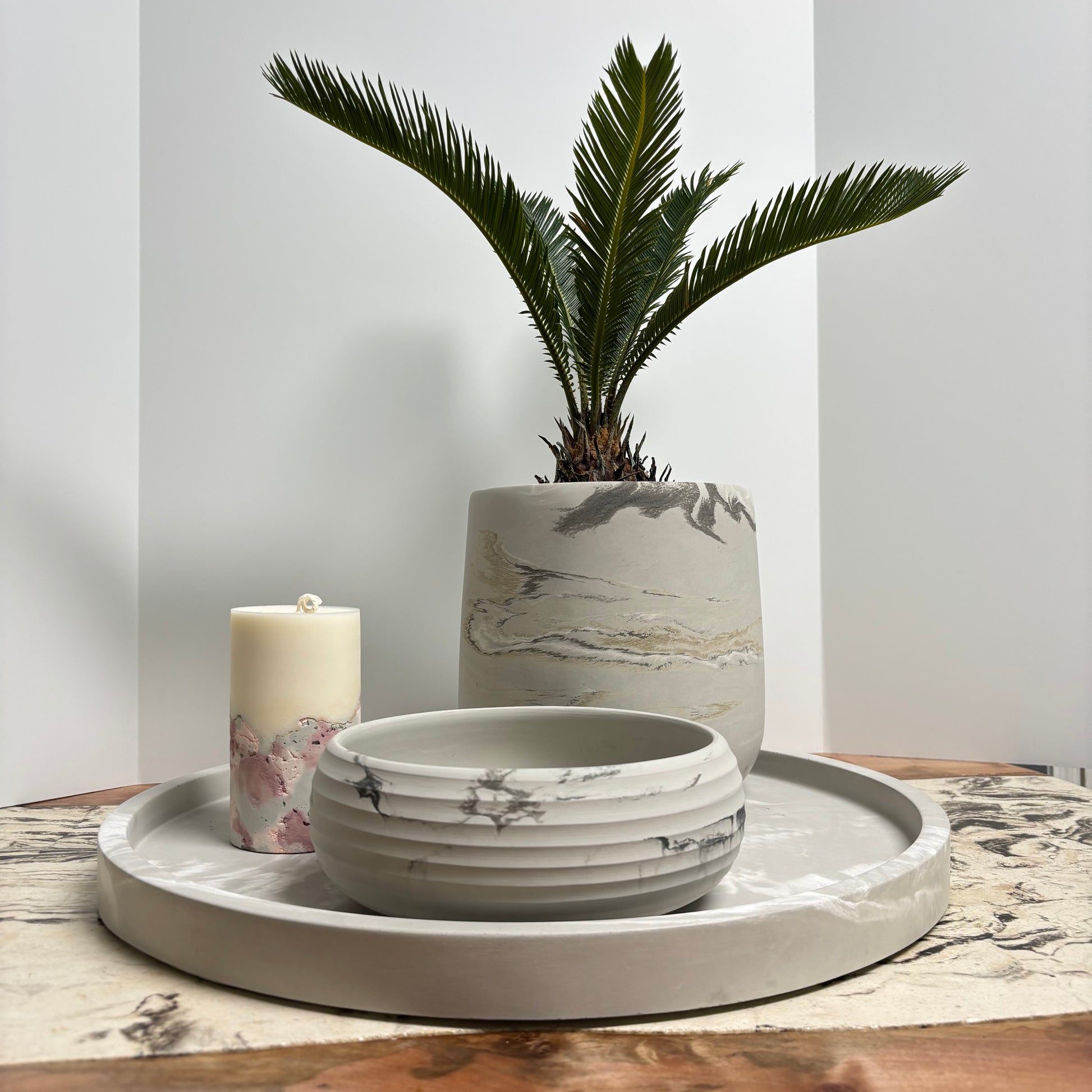 ORBIT – 18” Round Concrete Tray | Modern Statement Centerpiece | Handmade Luxury Decor