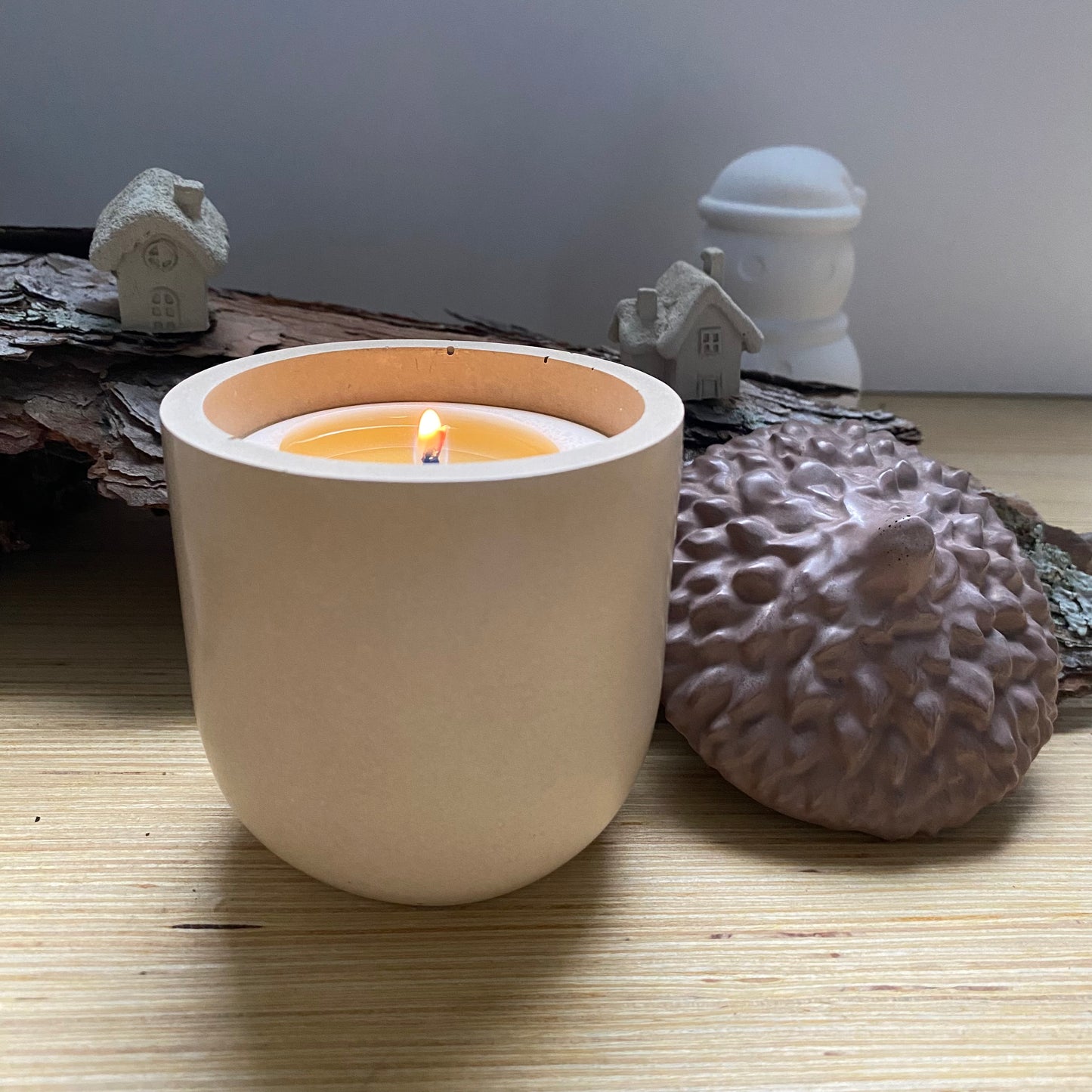 Acorn candle