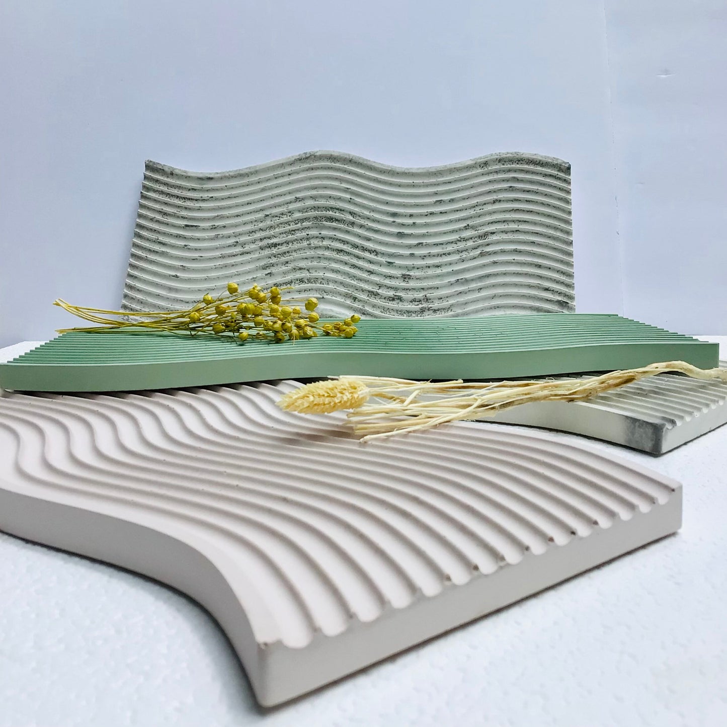 Wave tray