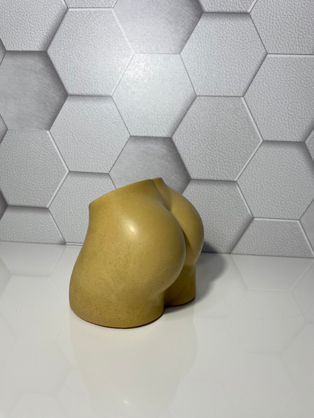 Booty Vase